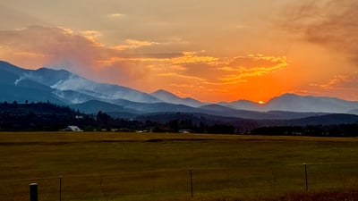 Sunset over the Aspen Acres Fire